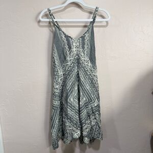O'Neill Gray & White Strappy Tribal Mini Dress